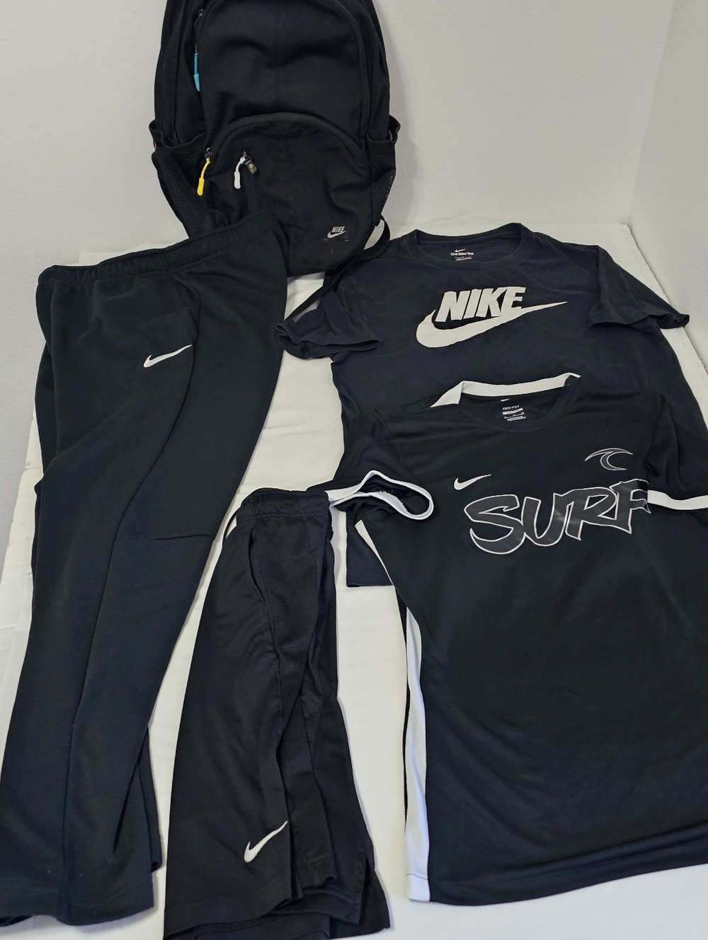 Nike Black Activewear Lot Bundle Backpack Tee Jersey Shorts Pants Athleisure L